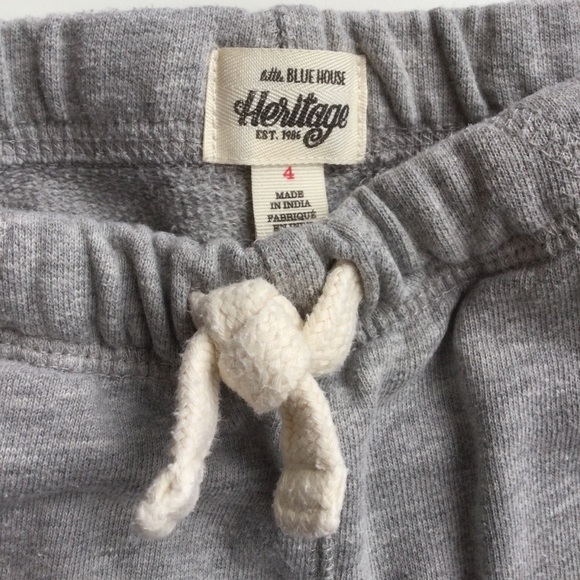 *SOLD* Little Blue House by Hatley Kids Heritage Shorts | Grey | Size 4 - Picture 5 of 7